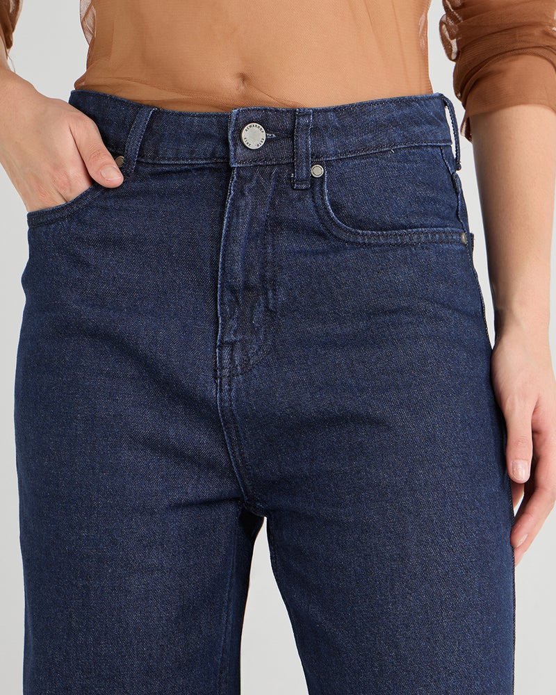 بيواكوف جينز نسائي أزرق مغسول بقصة واسعة مستقيمة - Image 5